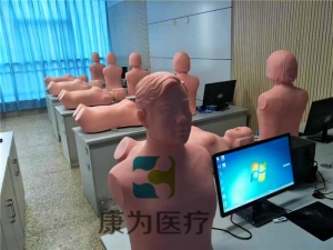 “康為醫(yī)療”心肺音聽診觸診標準化模擬病人，心臟聽診模擬訓練模型